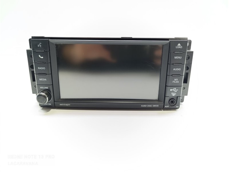 Recambio de sistema audio / radio cd para jeep wrangler / wrangler unlimited sahara referencia OEM IAM 68283872AC  