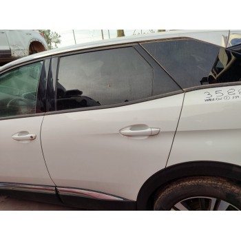Recambio de puerta trasera izquierda para peugeot 3008 allure referencia OEM IAM 9812317280  