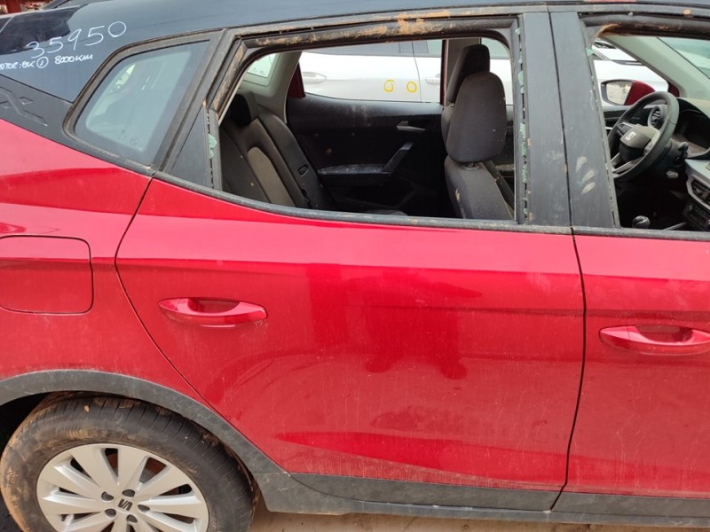 Recambio de puerta trasera derecha para seat arona xperience referencia OEM IAM 6F9833052E  