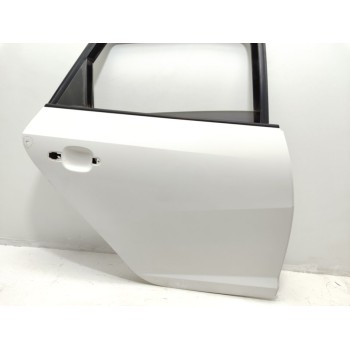 Recambio de puerta trasera derecha para seat ibiza st (6j8) copa referencia OEM IAM 6J8833056  