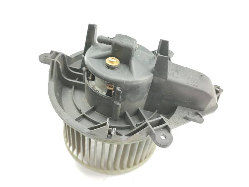 Recambio de ventilador calefaccion para citroën xsara berlina 1.6 16v satisfaction referencia OEM IAM 210681233F  