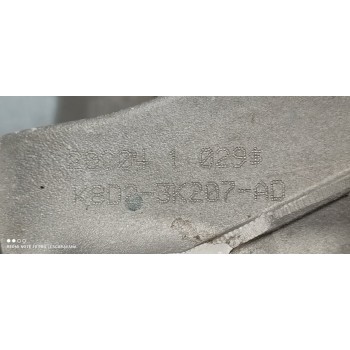 Recambio de mangueta delantera izquierda para land rover range rover evoque evoque hse referencia OEM IAM K8D23K207AD  