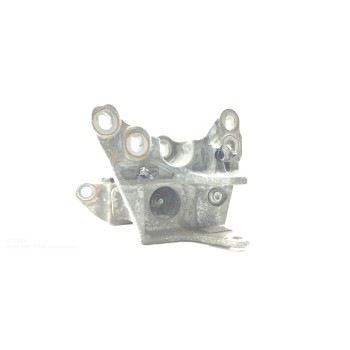 Recambio de soporte motor para land rover range rover evoque evoque hse referencia OEM IAM K8D26P096AA  
