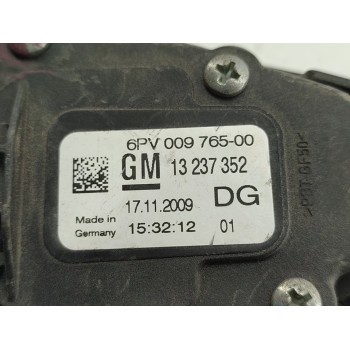 Recambio de potenciometro pedal para opel insignia sports tourer cosmo referencia OEM IAM 13237352  