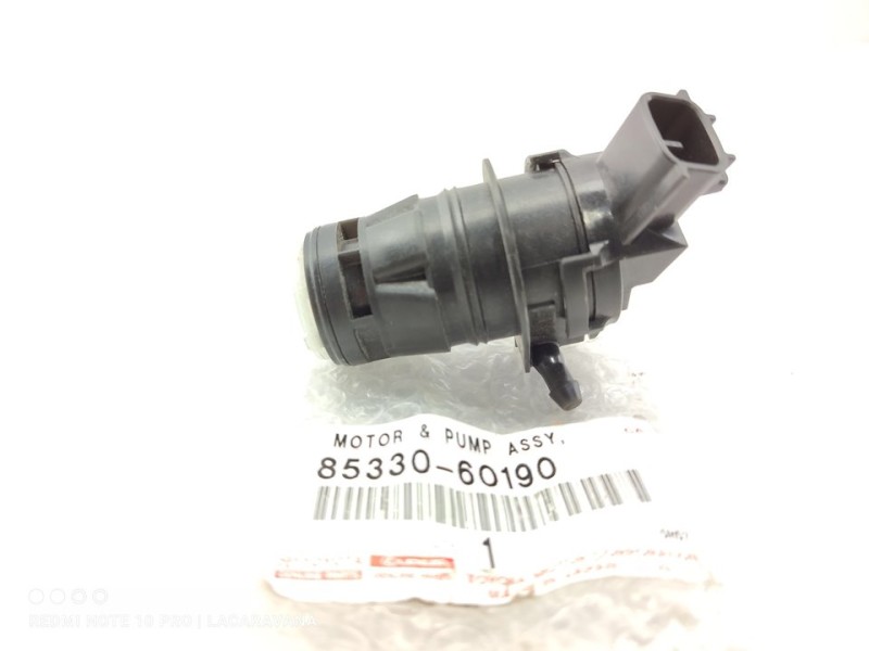 Recambio de bomba limpia para toyota rav 4 active referencia OEM IAM 8533060190  