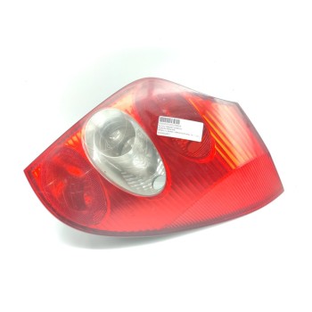 Recambio de piloto trasero derecho para renault laguna ii grandtour (kg0) 1.6 referencia OEM IAM 8200002472  