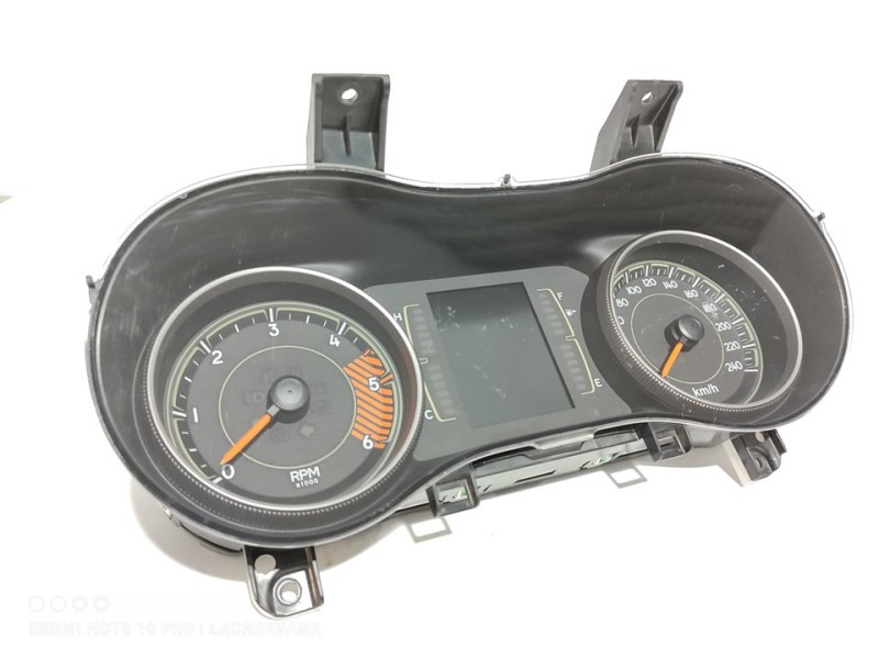 Recambio de cuadro instrumentos para jeep cherokee limited 4wd referencia OEM IAM P68241302AC  