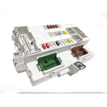 CAJA RELES / FUSIBLES P68236668AF 