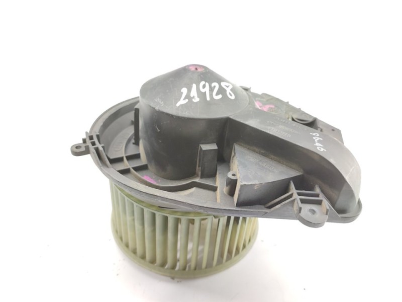 Recambio de ventilador calefaccion para volkswagen passat berlina (3b2) básico referencia OEM IAM 740221233F  