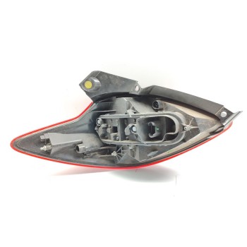 Recambio de piloto trasero derecho para ford ka (ccu) titanium referencia OEM IAM 21730202  