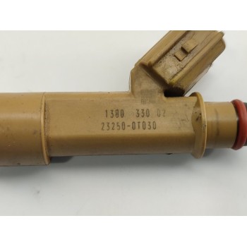 Recambio de inyector para toyota auris hybrid business referencia OEM IAM 232500T030  