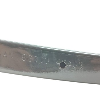 Recambio de travesaño inferior para nissan qashqai (j11) acenta referencia OEM IAM 620304EA0B  