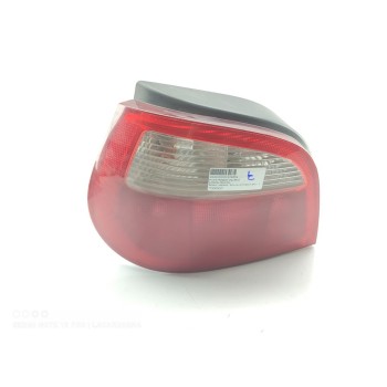 Recambio de piloto trasero izquierdo para renault megane i berlina hatchback (ba0) 1.4 referencia OEM IAM 7700426321  