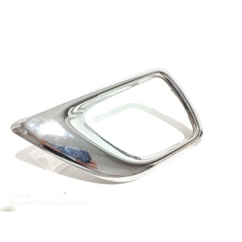 Recambio de molduras delanteras para nissan np300 pick-up (d23) acenta double cab 4x4 referencia OEM IAM 622574KJ0A  