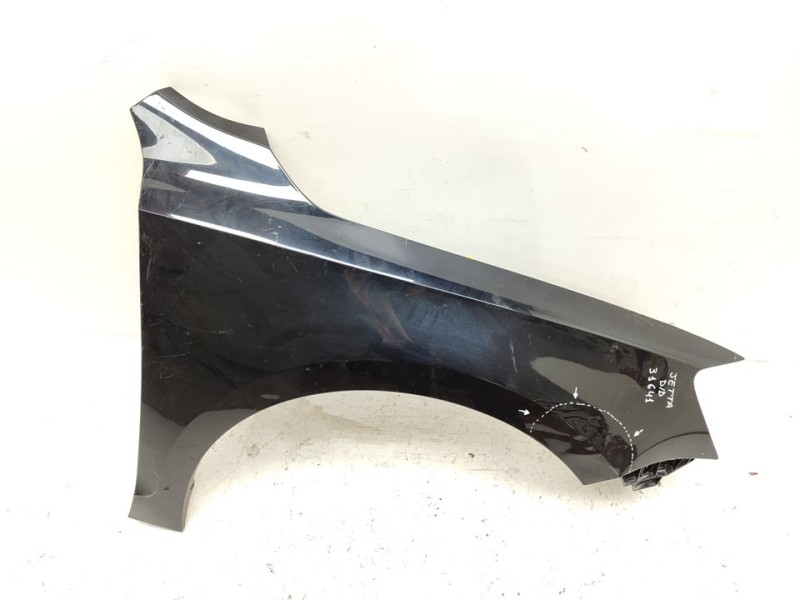 Recambio de aleta delantera derecha para volkswagen jetta (162) sport referencia OEM IAM 5C6821106  