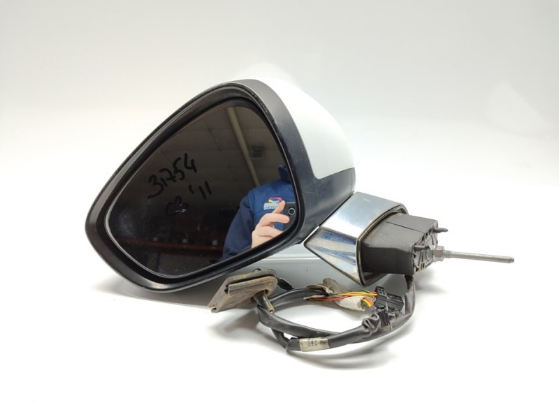 Recambio de retrovisor izquierdo para citroën c3 selection referencia OEM IAM 232676023  