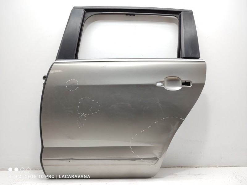 Recambio de puerta trasera izquierda para peugeot 5008 premium referencia OEM IAM 9006S6  