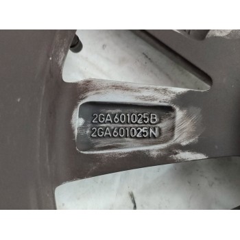 Recambio de llanta para volkswagen t-roc advance referencia OEM IAM 2GA601025B  