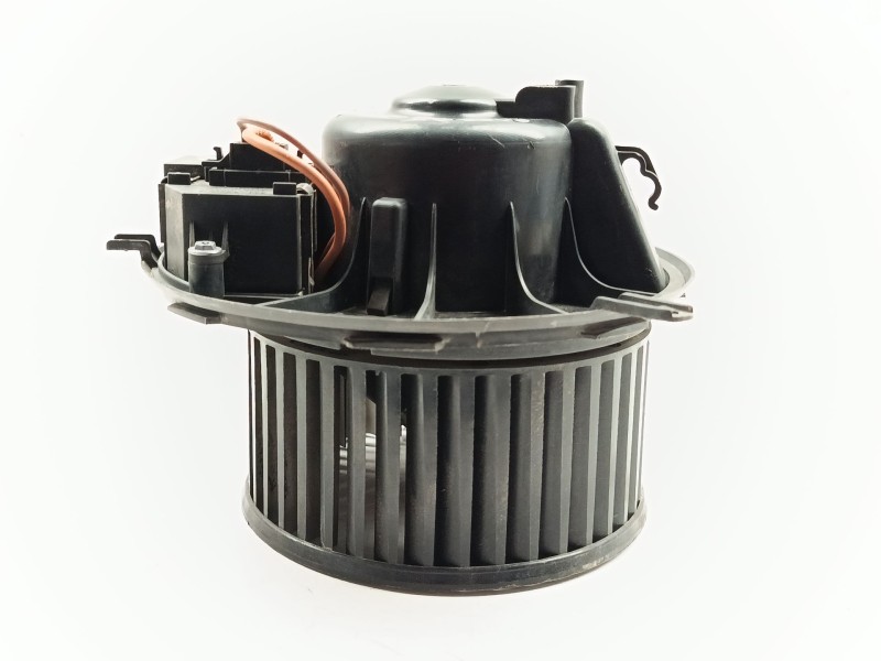 Recambio de ventilador calefaccion para volkswagen passat lim. (362) exclusive bluemotion referencia OEM IAM 3C1820015Q  