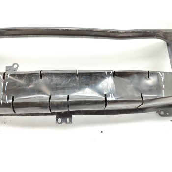 Recambio de refuerzo paragolpes delantero para volkswagen jetta (162) sport referencia OEM IAM 5C6807328A  