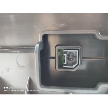 Recambio de pantalla multifuncion para renault kadjar business referencia OEM IAM 688301818R  