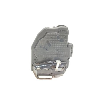 Recambio de cerradura puerta trasera derecha para toyota rav 4 (a3) active referencia OEM IAM 6905042021  