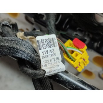 Recambio de asiento delantero derecho para volkswagen caddy furgón/kombi furgón bmt referencia OEM IAM 5R3881106A  