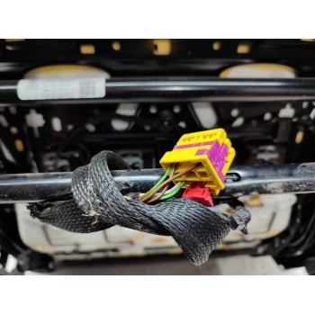 Recambio de asiento delantero izquierdo para volkswagen caddy furgón/kombi furgón bmt referencia OEM IAM 5QF881105AA  