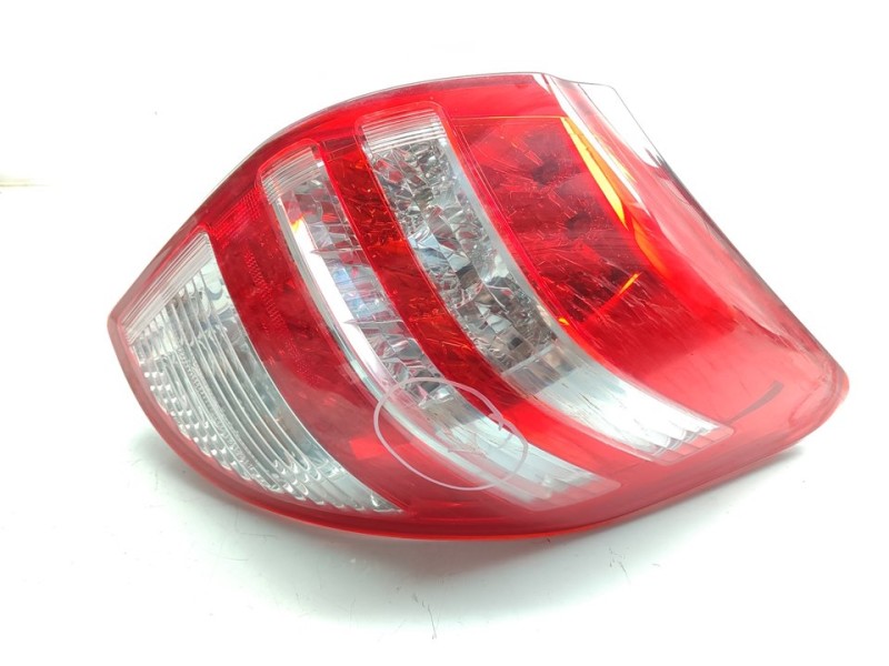 Recambio de piloto trasero derecho para toyota rav 4 (a3) active referencia OEM IAM 8155142120  