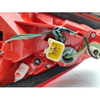 Recambio de piloto trasero derecho para toyota rav 4 (a3) active referencia OEM IAM 8155142120  