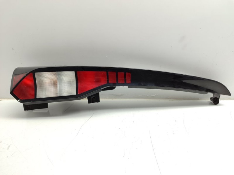 Recambio de piloto trasero izquierdo para volkswagen caddy furgón/kombi furgón bmt referencia OEM IAM 2K7945095A  