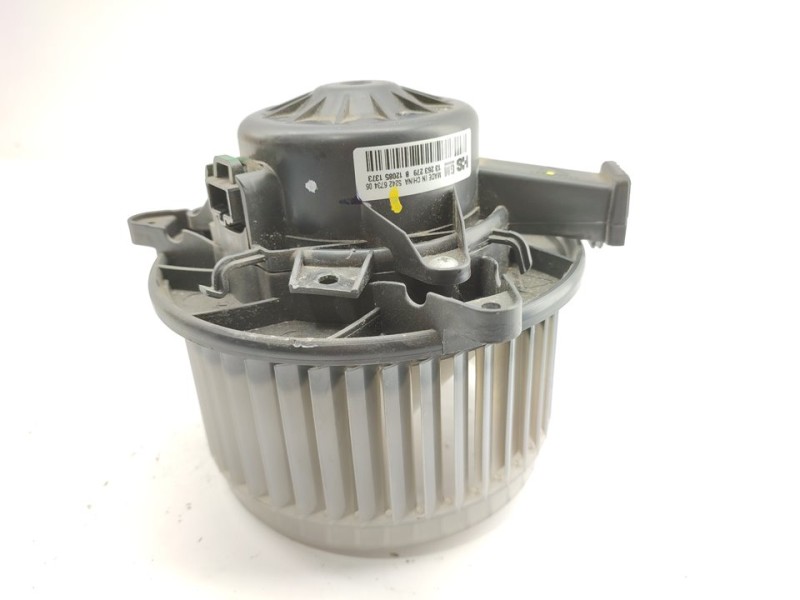 Recambio de ventilador calefaccion para opel insignia berlina cosmo referencia OEM IAM 13263279B  