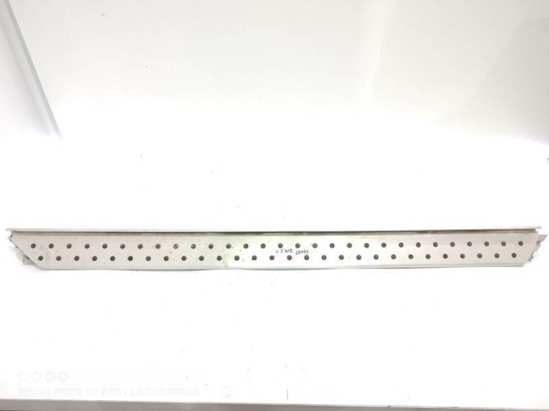 Recambio de estribo para bmw x5 (e53) 3.0i referencia OEM IAM 8403077  