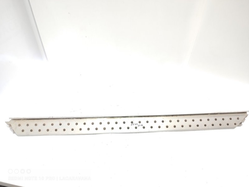 Recambio de estribo para bmw x5 (e53) 3.0i referencia OEM IAM 8403078  