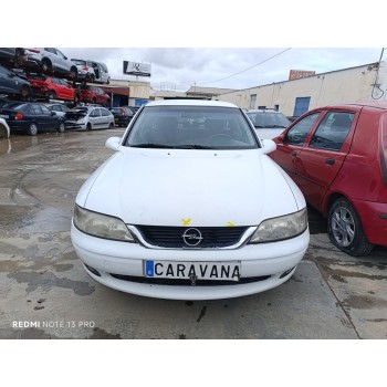 opel vectra b berlina del año 1999