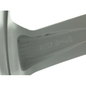 Recambio de llanta para renault kadjar business referencia OEM IAM 403003298R 403004770R 403004615R