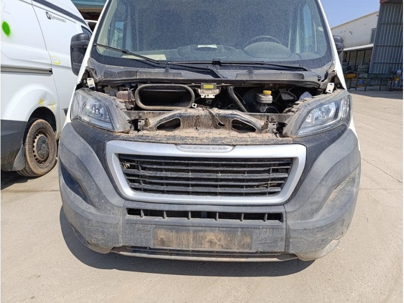 Recambio de paragolpes delantero para peugeot boxer furgón 333 l2h1 bluehdi 130 referencia OEM IAM 1611705180  