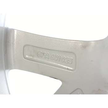 Recambio de llanta para seat leon (kl1) style referencia OEM IAM 5FA601025  