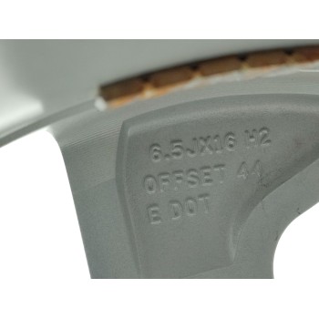 Recambio de llanta para hyundai kona (sx2) maxx 2wd referencia OEM IAM 52910DF100  