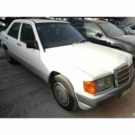 MERCEDES-BENZ CLASE E (W124) BERLINA