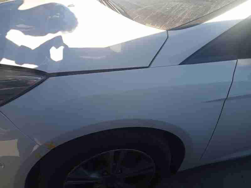 Recambio de aleta delantera izquierda para ford focus lim. (cb8) edition referencia OEM IAM PBM51A16009AG  