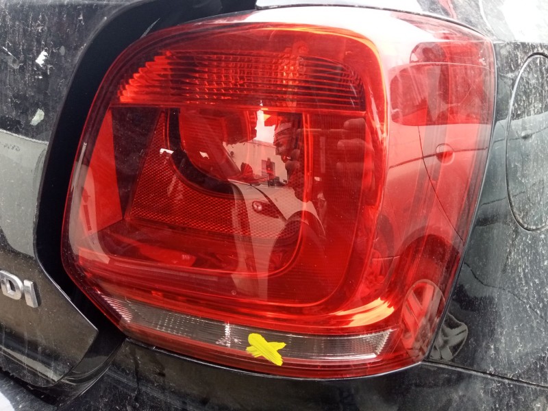 Recambio de piloto trasero derecho para volkswagen polo v (6r1, 6c1) 1.6 tdi referencia OEM IAM 6R0945096AH  