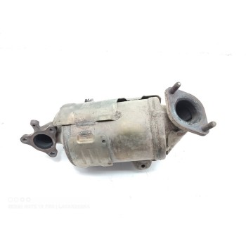 Recambio de catalizador para hyundai i40 gls bluedrive / bluedrive referencia OEM IAM 289902A760  