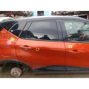 Recambio de puerta trasera derecha para renault captur expression referencia OEM IAM 821004271R  