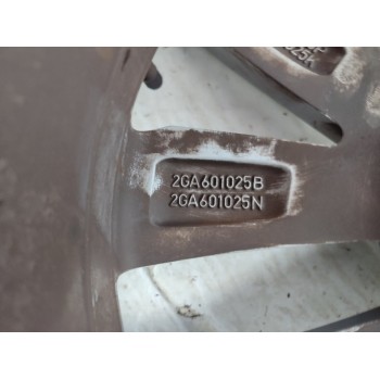 Recambio de llanta para volkswagen t-roc advance referencia OEM IAM 2GA601025B  