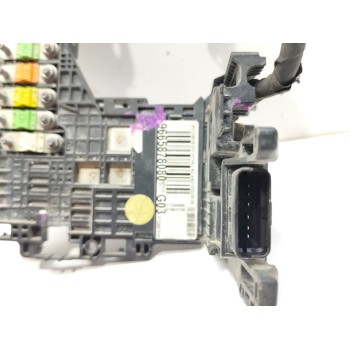 Recambio de caja reles / fusibles para peugeot 5008 allure referencia OEM IAM 9665878080  