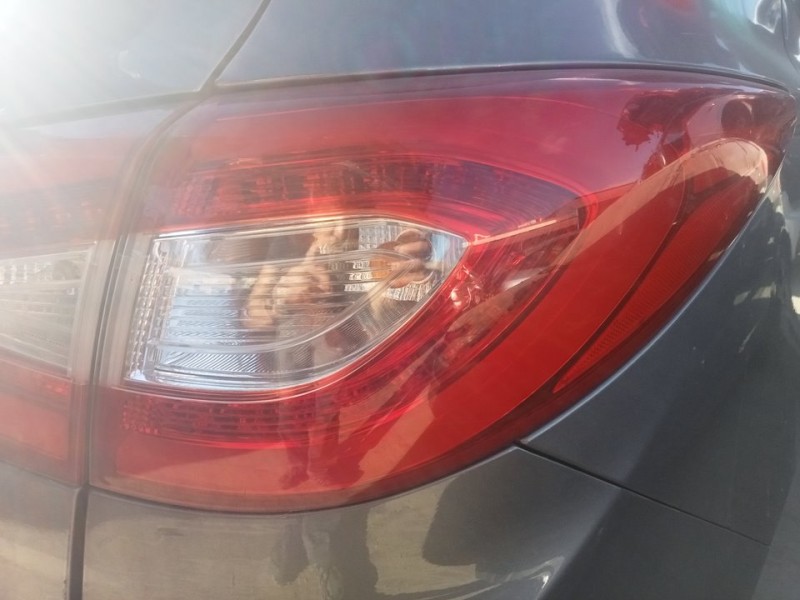 Recambio de piloto trasero derecho para hyundai ix35 tecno bluedrive 2wd referencia OEM IAM 924022Y500  