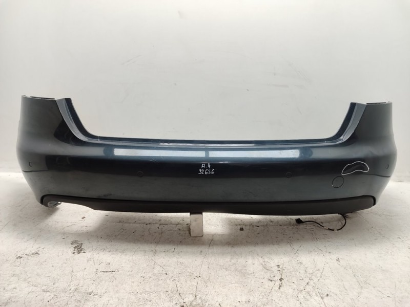 Recambio de paragolpes trasero para audi a4 ber. (b8) básico referencia OEM IAM 8K5807511  