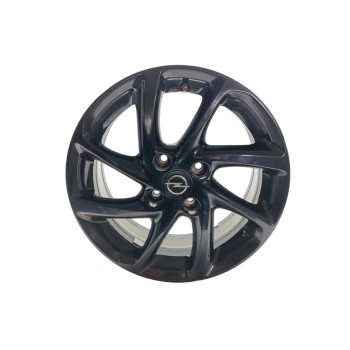 Recambio de llanta para opel corsa f gs line referencia OEM IAM 9832274880  