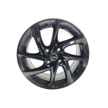 Recambio de llanta para opel corsa f gs line referencia OEM IAM 9832274880  
